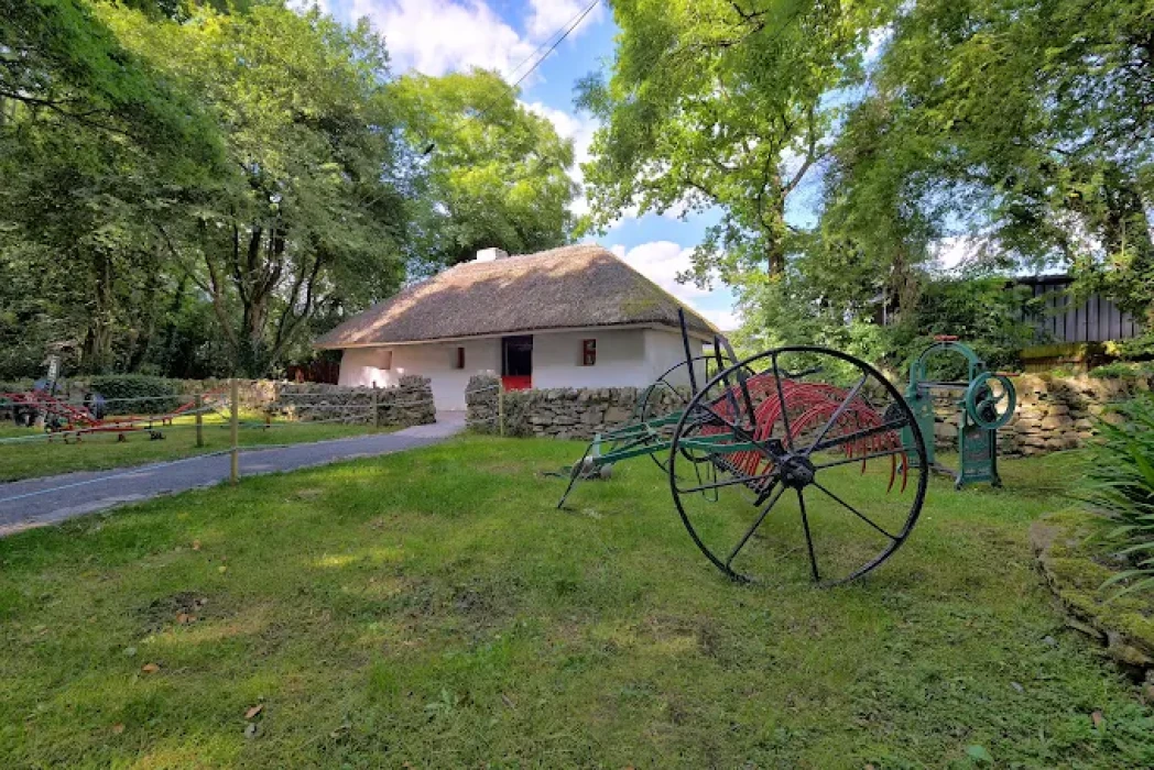 Hotels near Lullymore