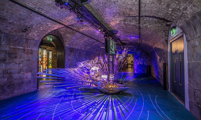 EPIC Irish emigration - Glenroyal Hotel