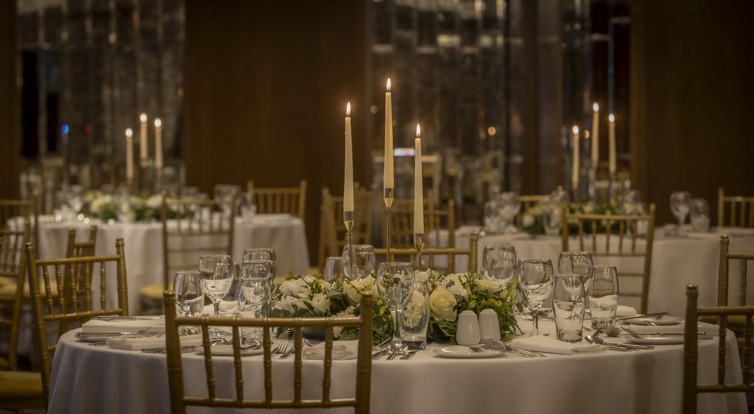 Glenroyal Hotel Connaught Centre Gala Dinner Close up 2 scaled - Glenroyal Hotel