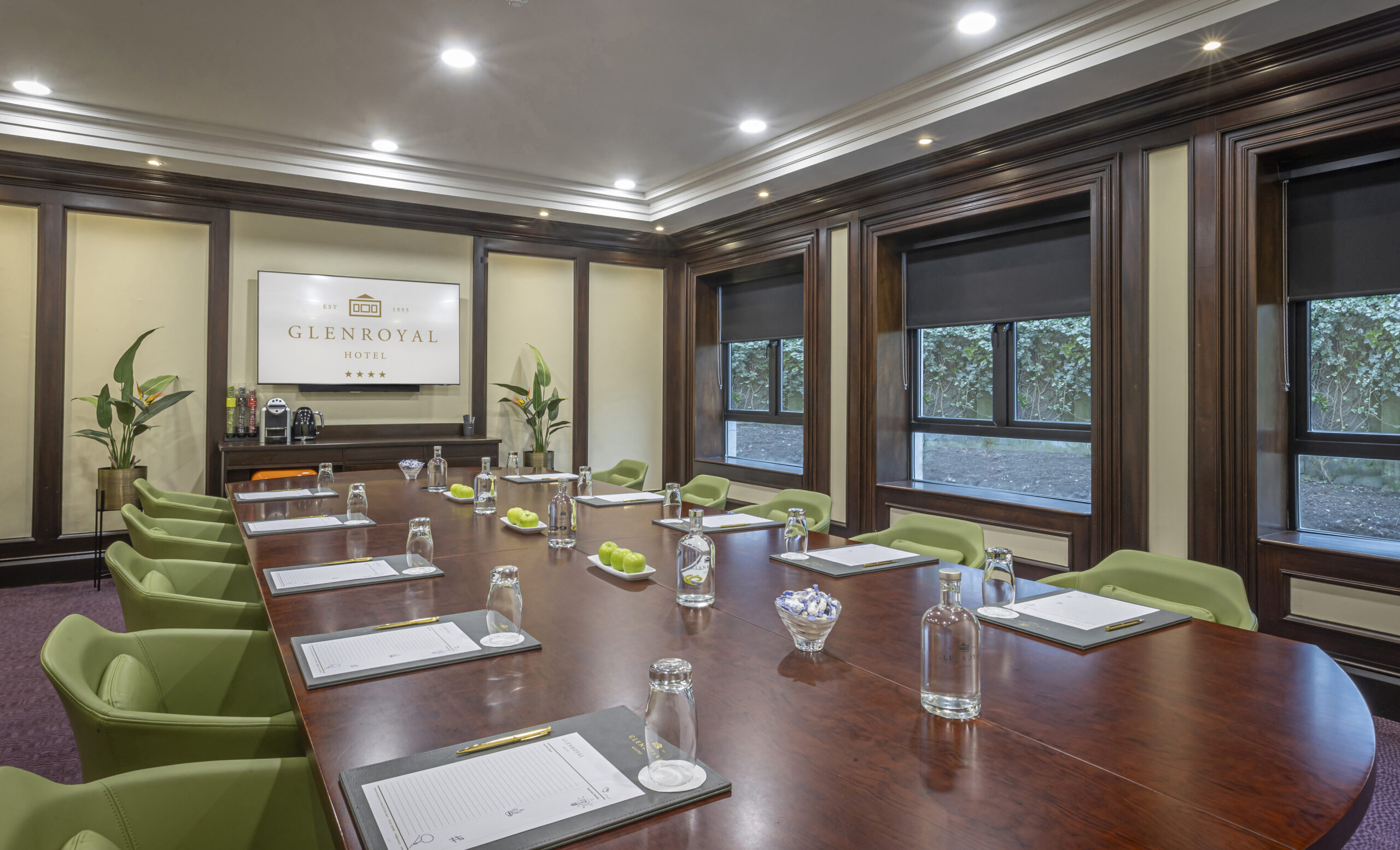 Glenroyal Hotel Oval Suite Boardroom Style scaled - Glenroyal Hotel