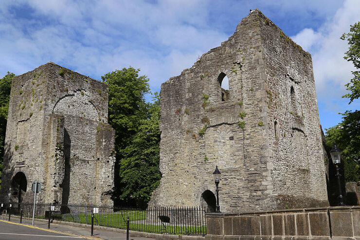 Maynooth Castle 1 - Glenroyal Hotel