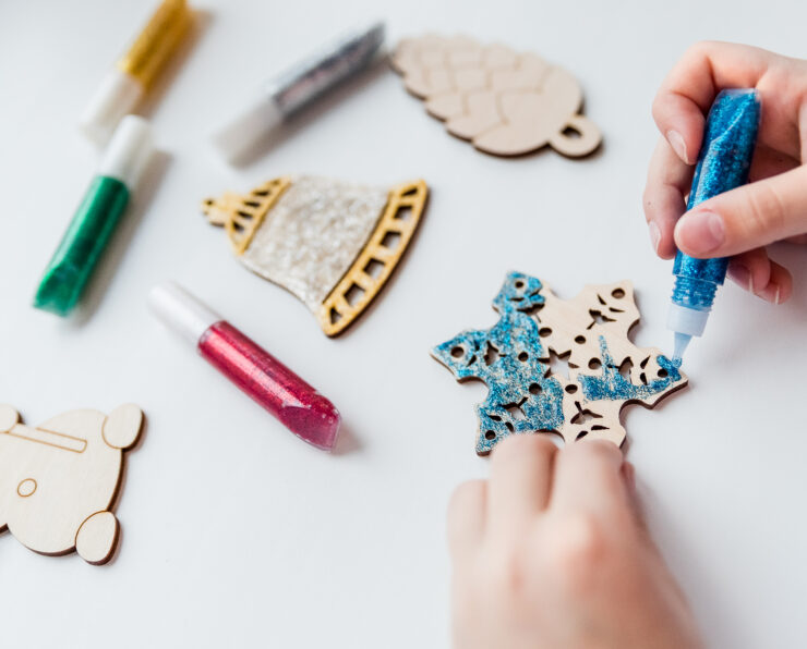 shutterstock 1806373249 painting Christmas ornaments - Glenroyal Hotel