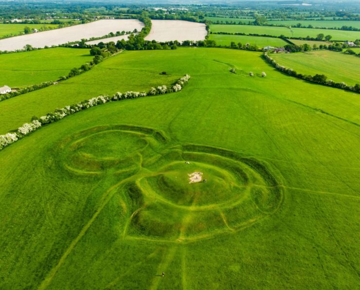 Hill of Tara 1920x1280 px - Glenroyal Hotel