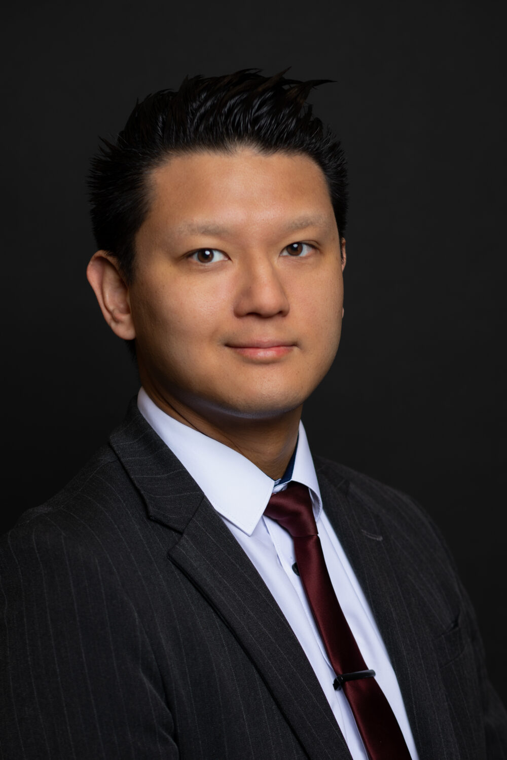 Jonathan Hui colour - Glenroyal Hotel